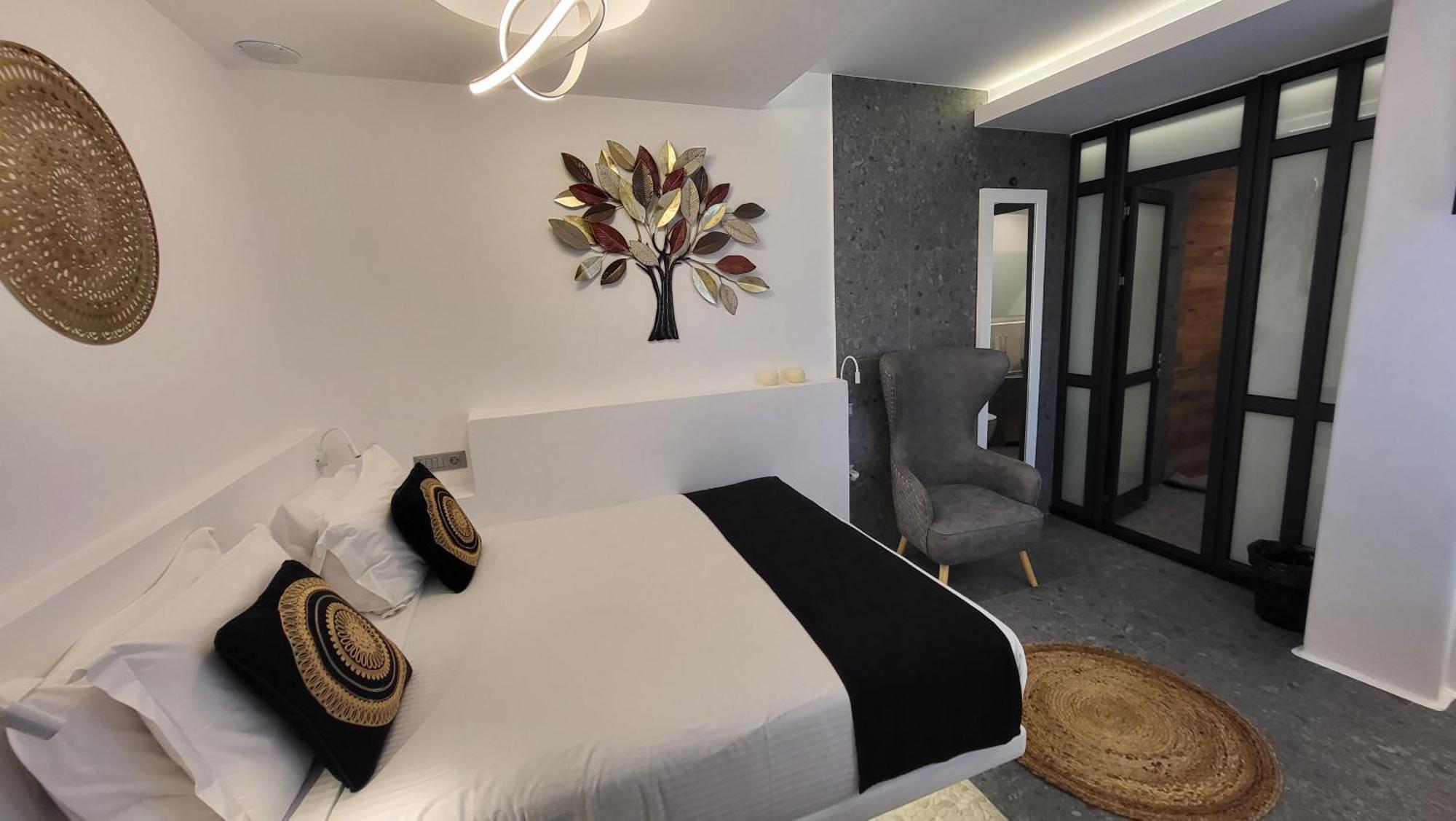 Mykonos Double Luxury Mini Suites - Adults Only อโนเมรา ภายนอก รูปภาพ