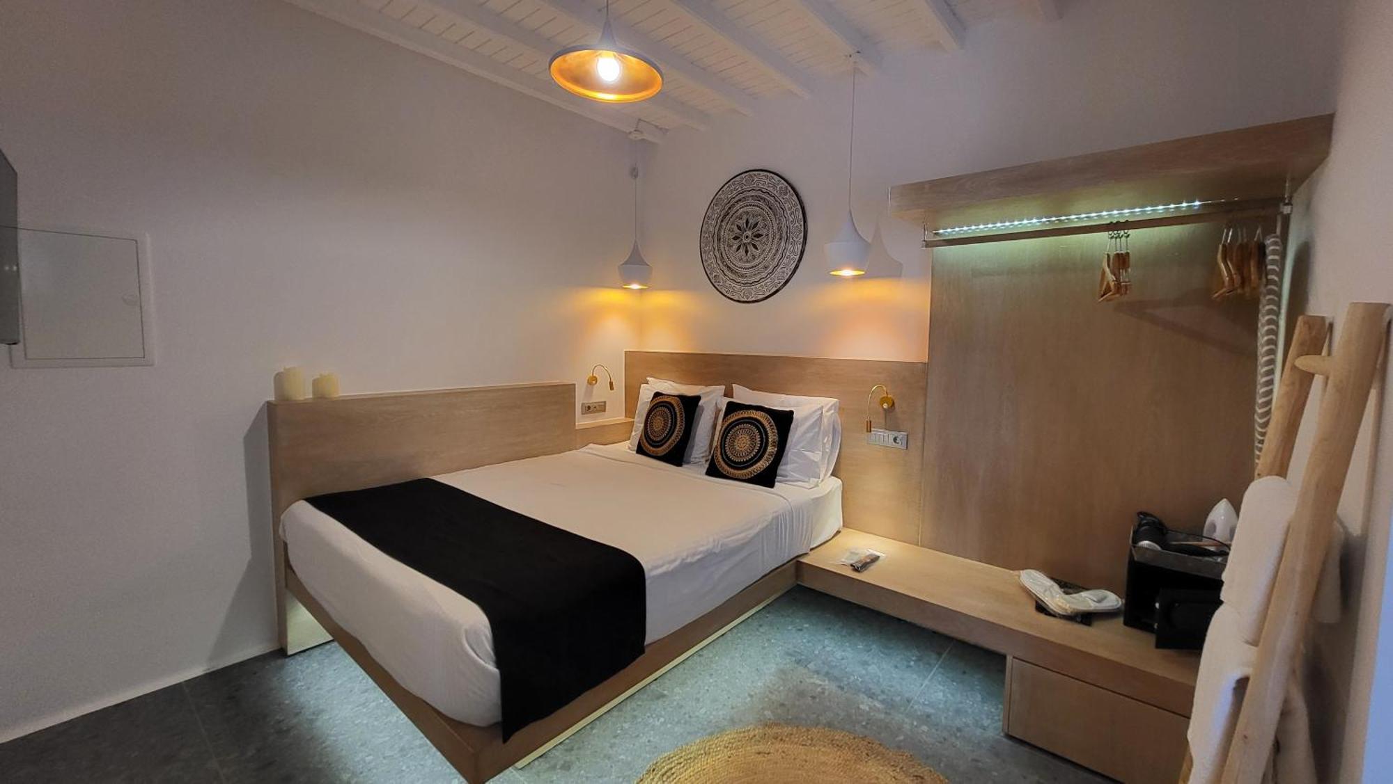 Mykonos Double Luxury Mini Suites - Adults Only อโนเมรา ภายนอก รูปภาพ